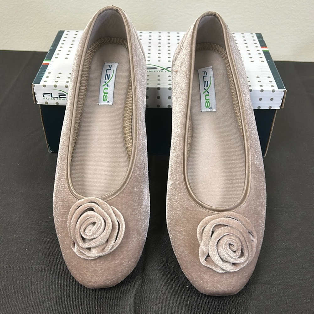 FLEX US by spring step women’s flats
